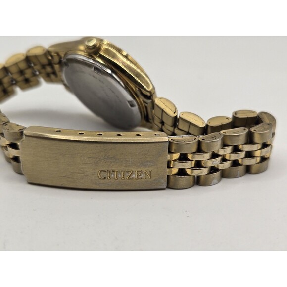 Citizen Ladies\' Watch 27mm Gold Tone Crystal Bezel. New Battery 6.5\